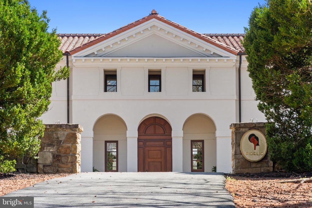 2547 HALFWAY RD, THE PLAINS, Virginia, 5 Bedrooms Bedrooms, ,5 BathroomsBathrooms,Residential,2547 HALFWAY RD,VAFQ2021476 MLS # VAFQ2021476 2547 HALFWAY RD, THE PLAINS, Virginia, 5 Bedrooms Bedrooms, ,5 BathroomsBathrooms,Residential,2547 HALFWAY RD,VAFQ2021476 MLS # VAFQ2021476