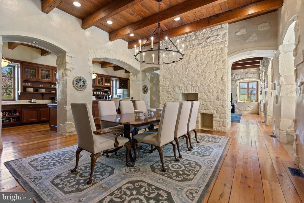 2547 HALFWAY RD, THE PLAINS, Virginia, 5 Bedrooms Bedrooms, ,5 BathroomsBathrooms,Residential,2547 HALFWAY RD,VAFQ2021476 MLS # VAFQ2021476 2547 HALFWAY RD, THE PLAINS, Virginia, 5 Bedrooms Bedrooms, ,5 BathroomsBathrooms,Residential,2547 HALFWAY RD,VAFQ2021476 MLS # VAFQ2021476