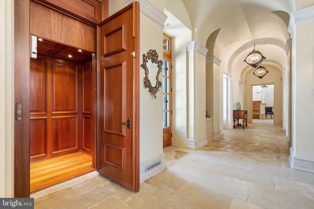 2547 HALFWAY RD, THE PLAINS, Virginia, 5 Bedrooms Bedrooms, ,5 BathroomsBathrooms,Residential,2547 HALFWAY RD,VAFQ2021476 MLS # VAFQ2021476 2547 HALFWAY RD, THE PLAINS, Virginia, 5 Bedrooms Bedrooms, ,5 BathroomsBathrooms,Residential,2547 HALFWAY RD,VAFQ2021476 MLS # VAFQ2021476