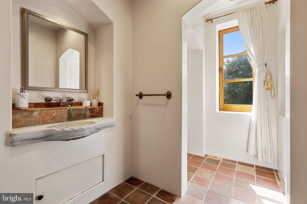 2547 HALFWAY RD, THE PLAINS, Virginia, 5 Bedrooms Bedrooms, ,5 BathroomsBathrooms,Residential,2547 HALFWAY RD,VAFQ2021476 MLS # VAFQ2021476 2547 HALFWAY RD, THE PLAINS, Virginia, 5 Bedrooms Bedrooms, ,5 BathroomsBathrooms,Residential,2547 HALFWAY RD,VAFQ2021476 MLS # VAFQ2021476