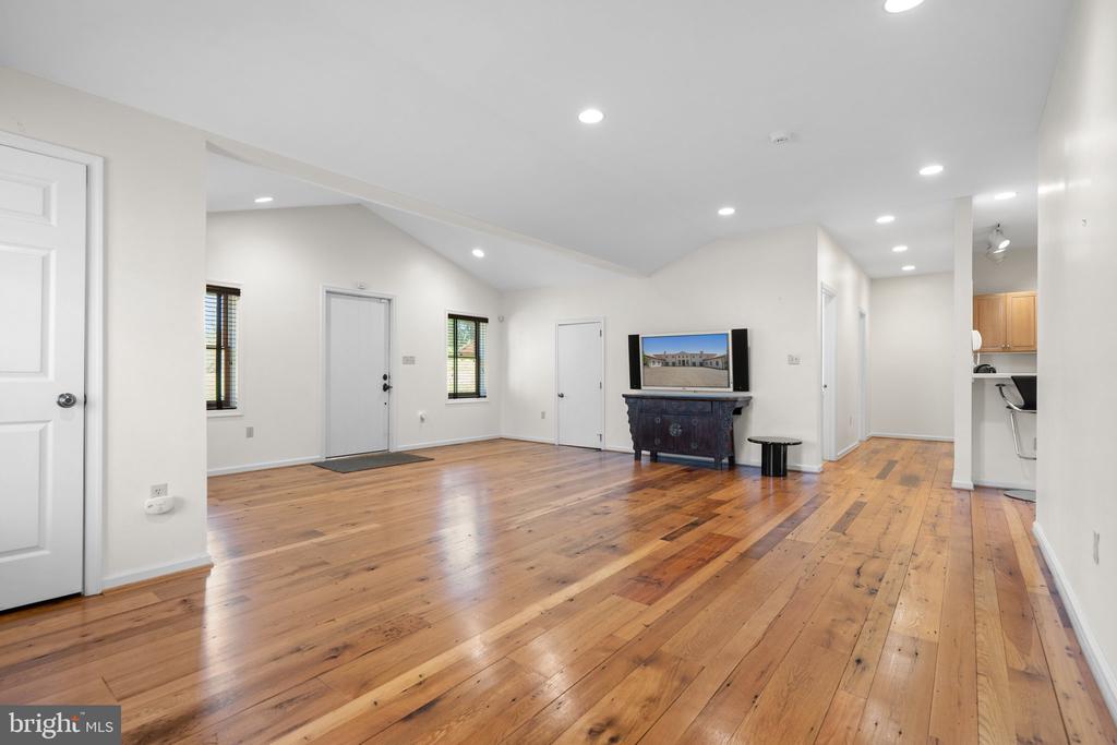 2547 HALFWAY RD, THE PLAINS, Virginia, 5 Bedrooms Bedrooms, ,5 BathroomsBathrooms,Residential,2547 HALFWAY RD,VAFQ2021476 MLS # VAFQ2021476 2547 HALFWAY RD, THE PLAINS, Virginia, 5 Bedrooms Bedrooms, ,5 BathroomsBathrooms,Residential,2547 HALFWAY RD,VAFQ2021476 MLS # VAFQ2021476