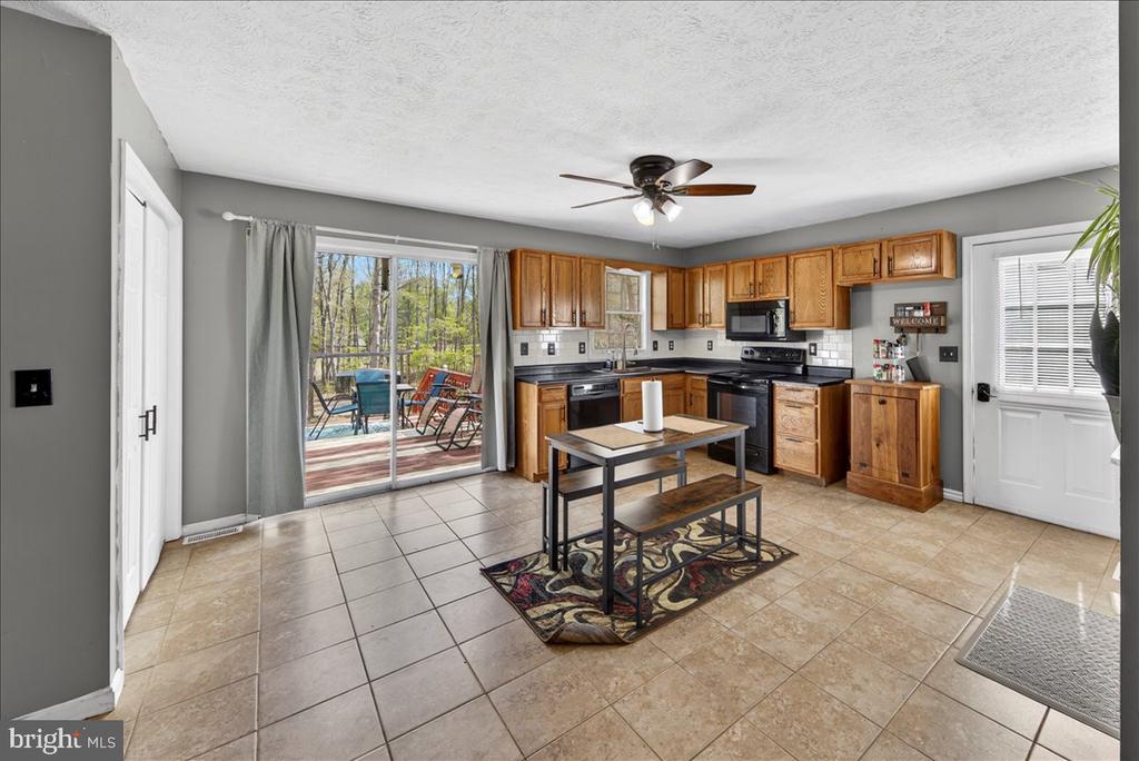 6265 BROWNING RD, CULPEPER, Virginia 22701, 3 Bedrooms Bedrooms, ,2 BathroomsBathrooms,Residential,6265 BROWNING RD,VAOR2013794 MLS # VAOR2013794