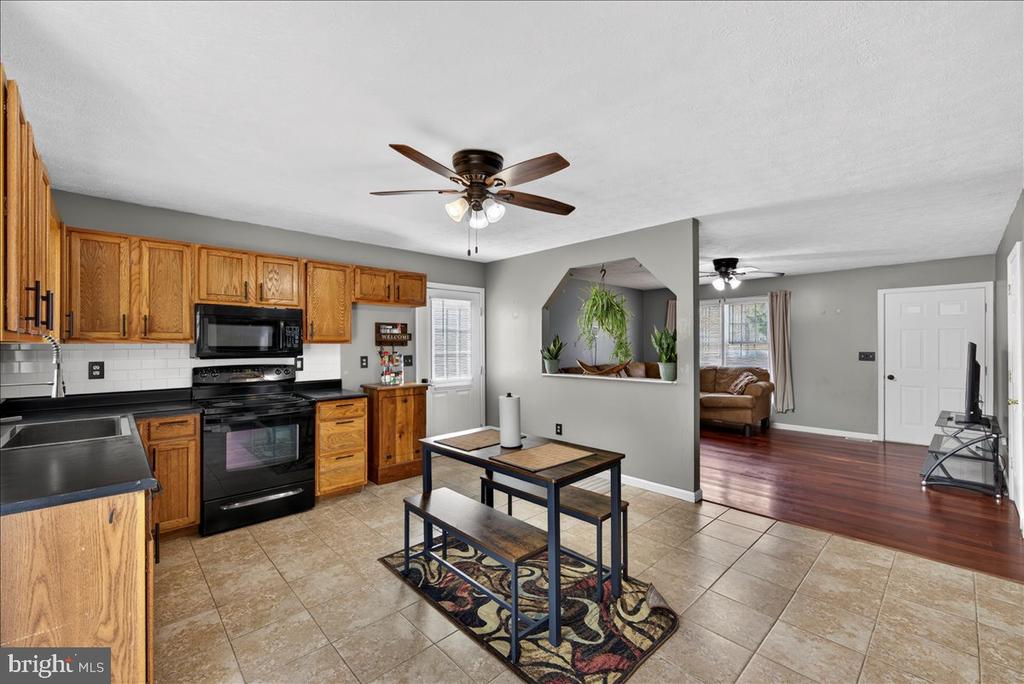 6265 BROWNING RD, CULPEPER, Virginia 22701, 3 Bedrooms Bedrooms, ,2 BathroomsBathrooms,Residential,6265 BROWNING RD,VAOR2013794 MLS # VAOR2013794