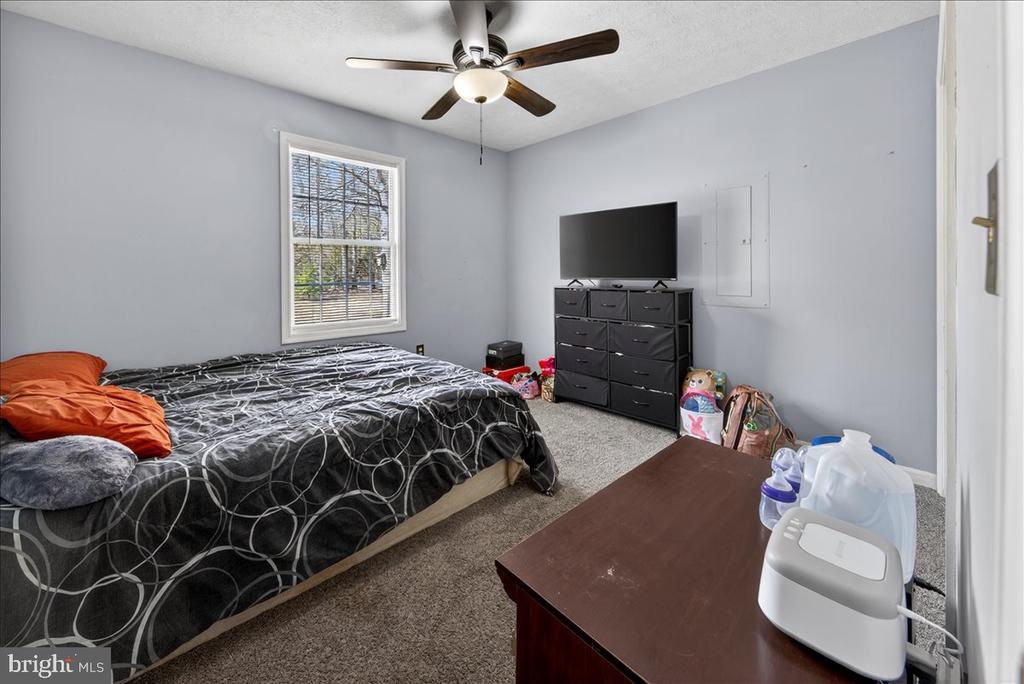 6265 BROWNING RD, CULPEPER, Virginia 22701, 3 Bedrooms Bedrooms, ,2 BathroomsBathrooms,Residential,6265 BROWNING RD,VAOR2013794 MLS # VAOR2013794