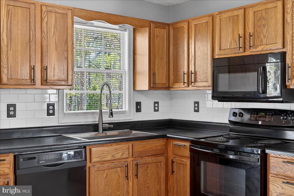 6265 BROWNING RD, CULPEPER, Virginia 22701, 3 Bedrooms Bedrooms, ,2 BathroomsBathrooms,Residential,6265 BROWNING RD,VAOR2013794 MLS # VAOR2013794