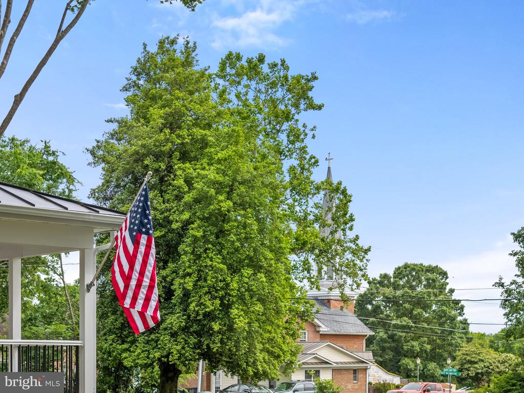 105 E WASHINGTON ST, REMINGTON, Virginia 22734, 4 Bedrooms Bedrooms, ,2 BathroomsBathrooms,Residential,105 E WASHINGTON ST,VAFQ2021480 MLS # VAFQ2021480