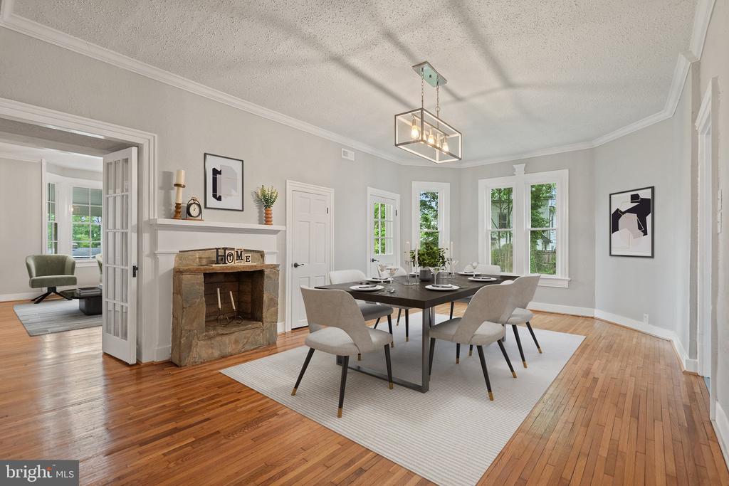 105 E WASHINGTON ST, REMINGTON, Virginia 22734, 4 Bedrooms Bedrooms, ,2 BathroomsBathrooms,Residential,105 E WASHINGTON ST,VAFQ2021480 MLS # VAFQ2021480