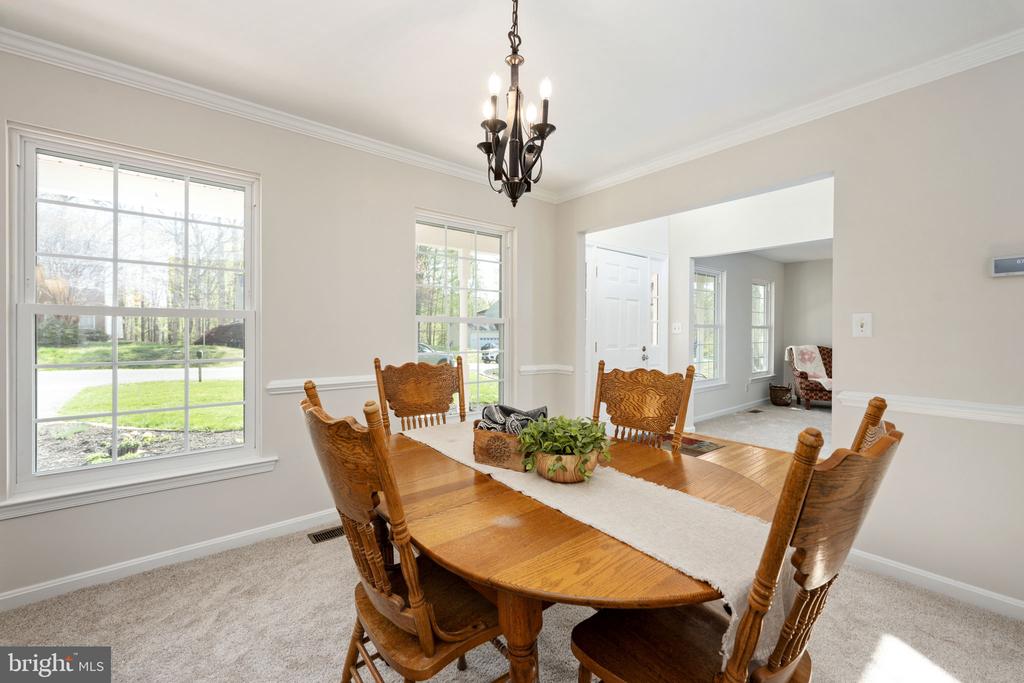 11212 PIEDMONT LANDING DR, FREDERICKSBURG, Virginia 22407, 4 Bedrooms Bedrooms, ,3 BathroomsBathrooms,Residential,11212 PIEDMONT LANDING DR,VASP2040458 MLS # VASP2040458