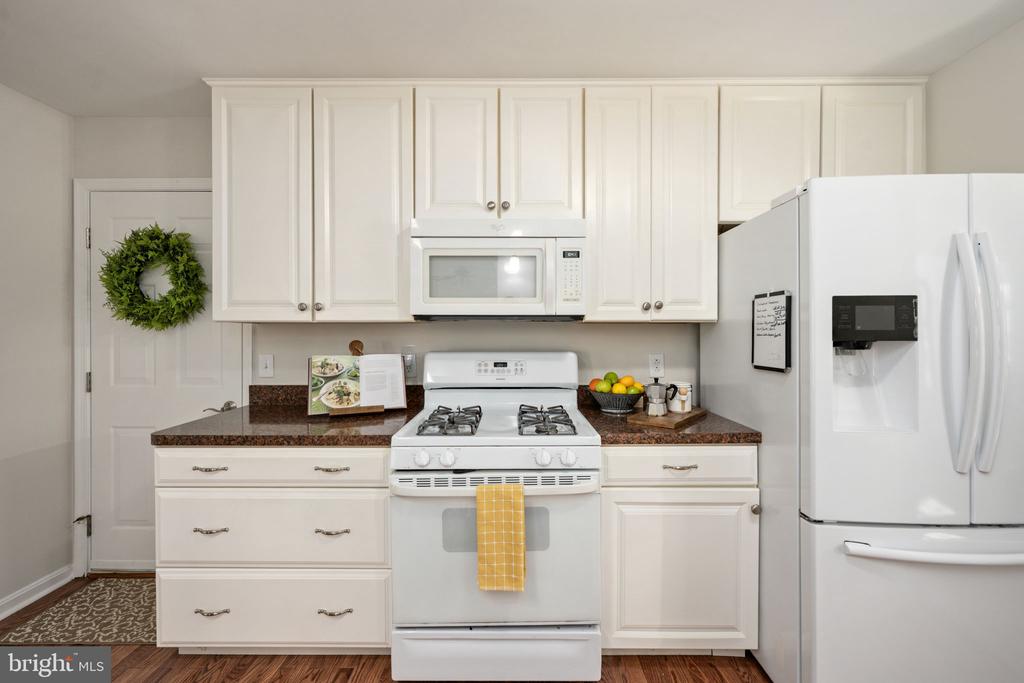 11212 PIEDMONT LANDING DR, FREDERICKSBURG, Virginia 22407, 4 Bedrooms Bedrooms, ,3 BathroomsBathrooms,Residential,11212 PIEDMONT LANDING DR,VASP2040458 MLS # VASP2040458