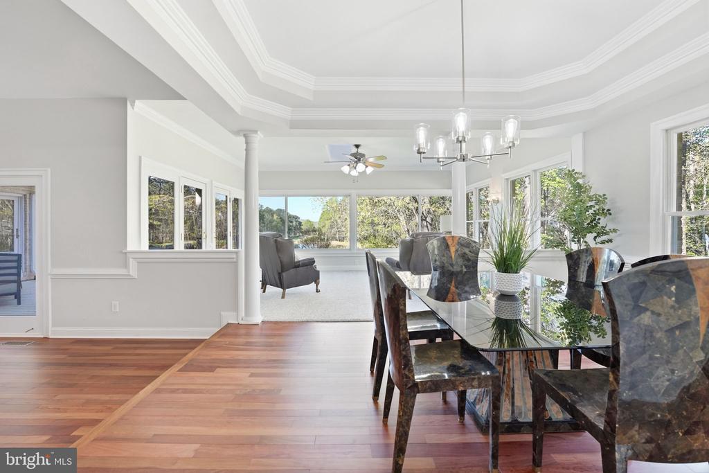 11406 STONEWALL JACKSON DR, SPOTSYLVANIA, Virginia 22551, 5 Bedrooms Bedrooms, ,4 BathroomsBathrooms,Residential,11406 STONEWALL JACKSON DR,VASP2040478 MLS # VASP2040478