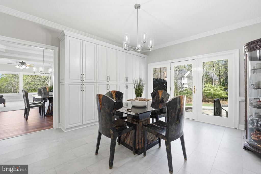 11406 STONEWALL JACKSON DR, SPOTSYLVANIA, Virginia 22551, 5 Bedrooms Bedrooms, ,4 BathroomsBathrooms,Residential,11406 STONEWALL JACKSON DR,VASP2040478 MLS # VASP2040478