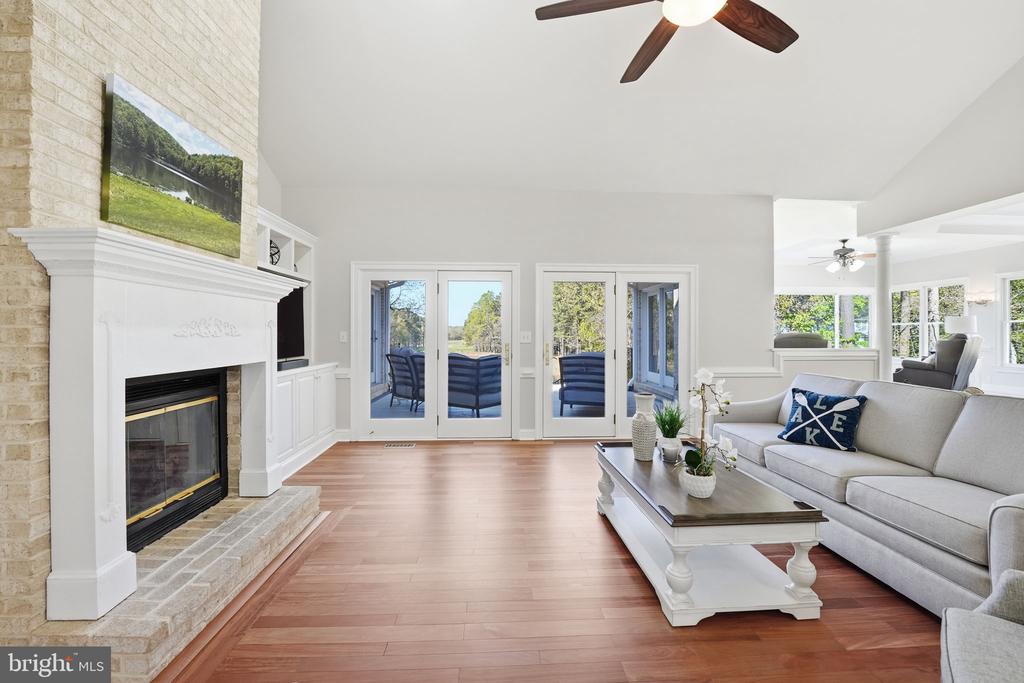 11406 STONEWALL JACKSON DR, SPOTSYLVANIA, Virginia 22551, 5 Bedrooms Bedrooms, ,4 BathroomsBathrooms,Residential,11406 STONEWALL JACKSON DR,VASP2040478 MLS # VASP2040478