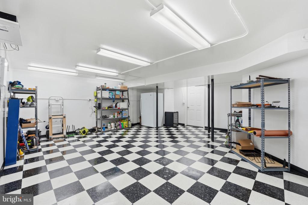 11406 STONEWALL JACKSON DR, SPOTSYLVANIA, Virginia 22551, 5 Bedrooms Bedrooms, ,4 BathroomsBathrooms,Residential,11406 STONEWALL JACKSON DR,VASP2040478 MLS # VASP2040478