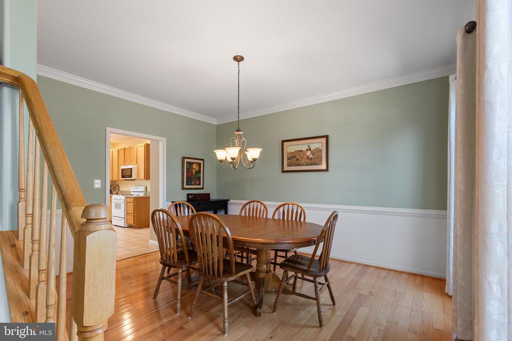 6712 CASTLETON DR, FREDERICKSBURG, Virginia 22407, 5 Bedrooms Bedrooms, ,3 BathroomsBathrooms,Residential,6712 CASTLETON DR,VASP2040592 MLS # VASP2040592