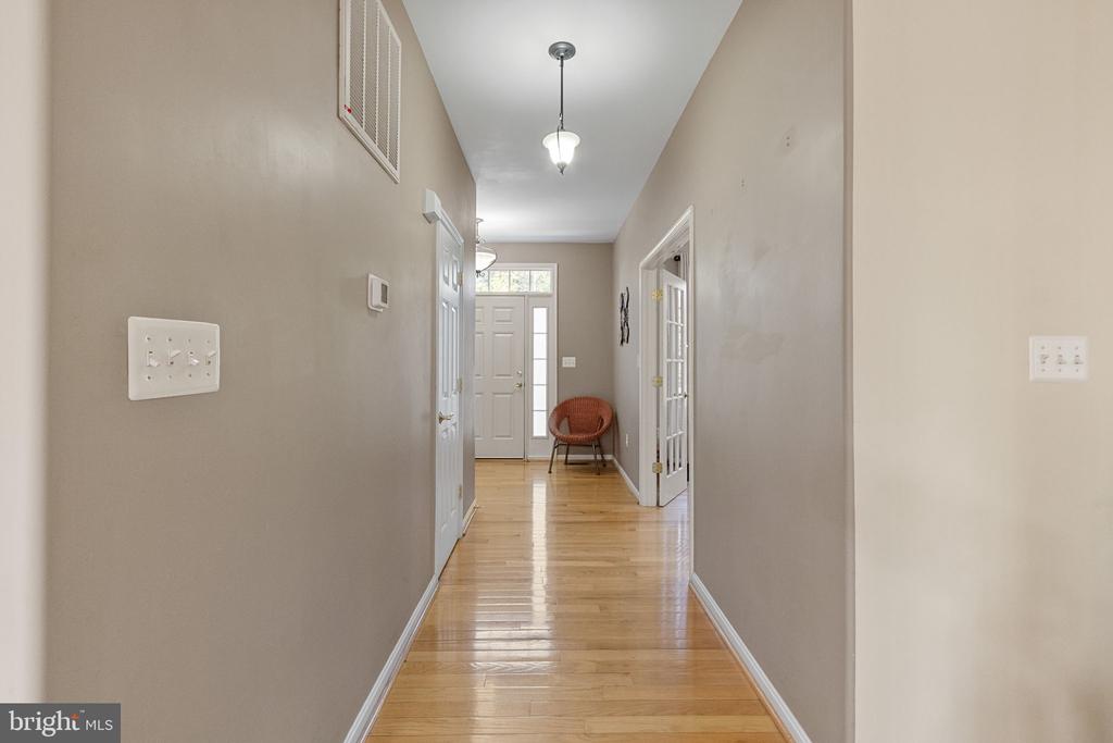 6712 CASTLETON DR, FREDERICKSBURG, Virginia 22407, 5 Bedrooms Bedrooms, ,3 BathroomsBathrooms,Residential,6712 CASTLETON DR,VASP2040592 MLS # VASP2040592