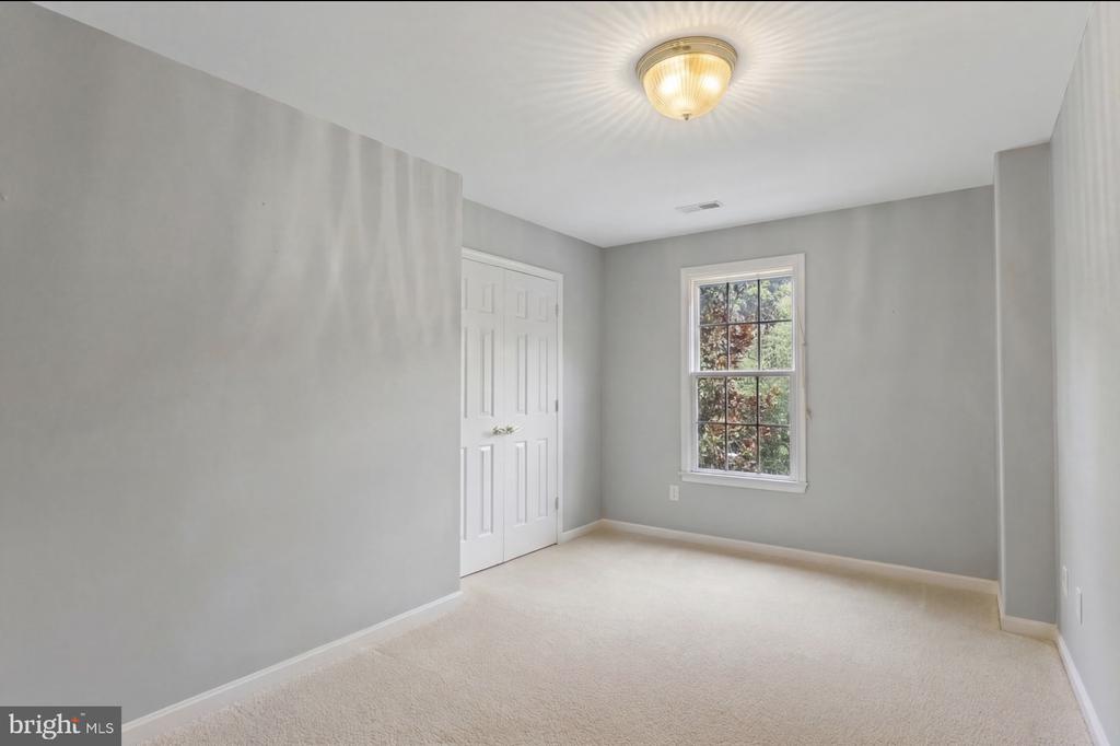 6712 CASTLETON DR, FREDERICKSBURG, Virginia 22407, 5 Bedrooms Bedrooms, ,3 BathroomsBathrooms,Residential,6712 CASTLETON DR,VASP2040592 MLS # VASP2040592