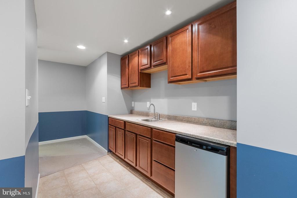 6712 CASTLETON DR, FREDERICKSBURG, Virginia 22407, 5 Bedrooms Bedrooms, ,3 BathroomsBathrooms,Residential,6712 CASTLETON DR,VASP2040592 MLS # VASP2040592