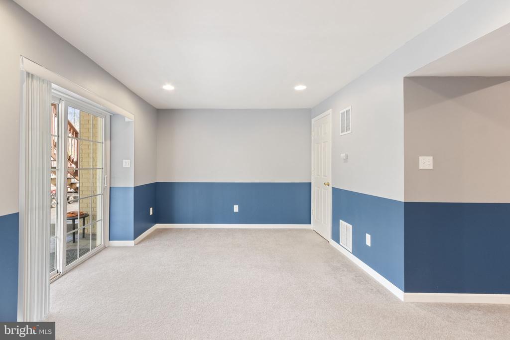 6712 CASTLETON DR, FREDERICKSBURG, Virginia 22407, 5 Bedrooms Bedrooms, ,3 BathroomsBathrooms,Residential,6712 CASTLETON DR,VASP2040592 MLS # VASP2040592