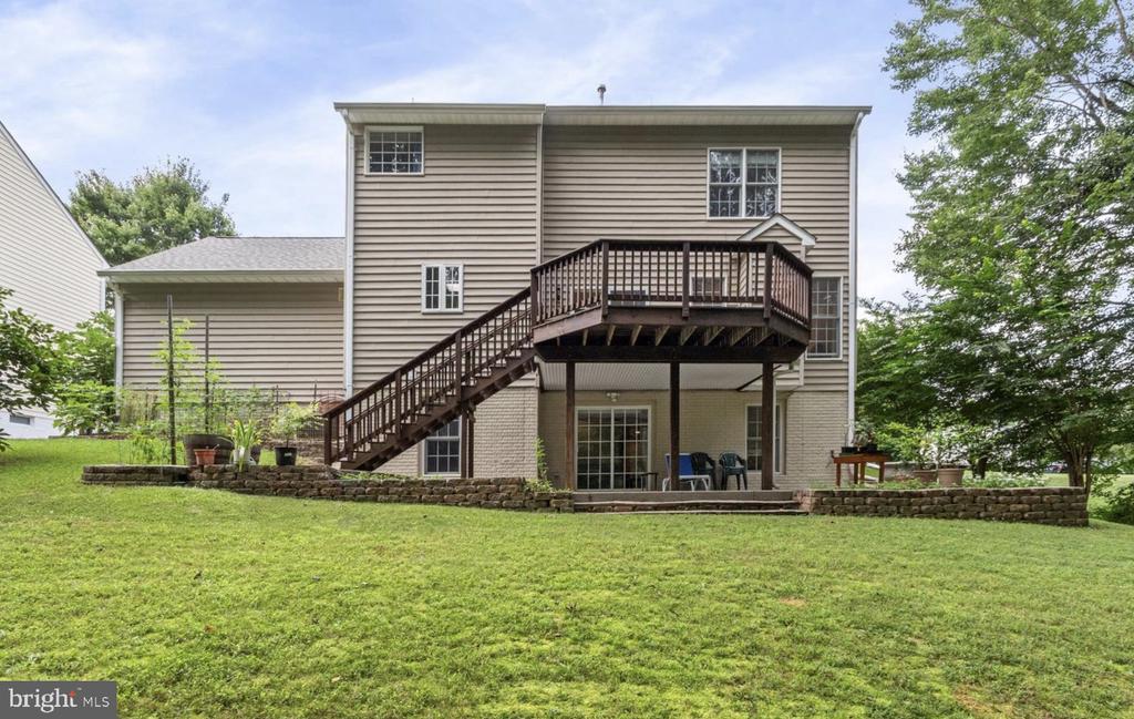 6712 CASTLETON DR, FREDERICKSBURG, Virginia 22407, 5 Bedrooms Bedrooms, ,3 BathroomsBathrooms,Residential,6712 CASTLETON DR,VASP2040592 MLS # VASP2040592