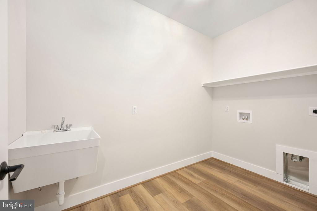 11015 EGGBORNSVILLE, RIXEYVILLE, Virginia 22737, 3 Bedrooms Bedrooms, ,2 BathroomsBathrooms,Residential,11015 EGGBORNSVILLE,VACU2013262 MLS # VACU2013262