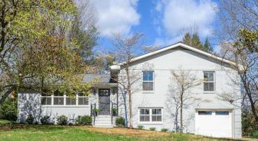 103 CHAUCER RD, CHARLOTTESVILLE, Virginia 22901, 4 Bedrooms Bedrooms, ,3 BathroomsBathrooms,Residential,103 CHAUCER RD,675466 MLS # 675466
