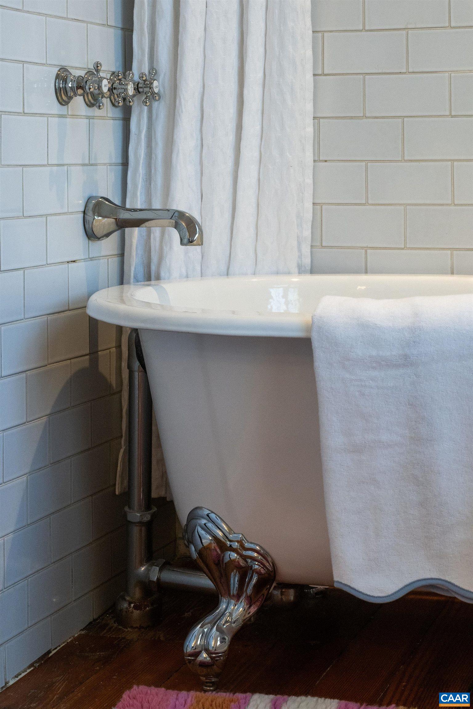 417 9TH ST, CHARLOTTESVILLE, Virginia 22903, 3 Bedrooms Bedrooms, ,2 BathroomsBathrooms,Residential,417 9TH ST,675508 MLS # 675508