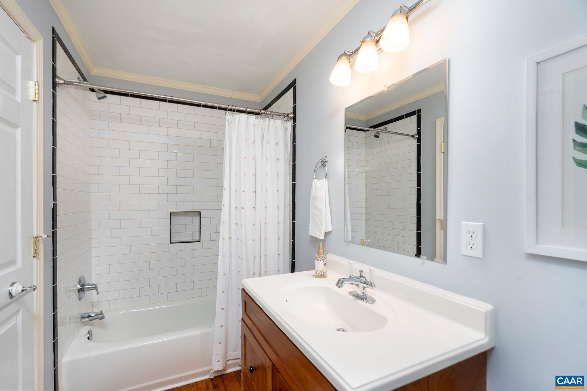 417 9TH ST, CHARLOTTESVILLE, Virginia 22903, 3 Bedrooms Bedrooms, ,2 BathroomsBathrooms,Residential,417 9TH ST,675508 MLS # 675508