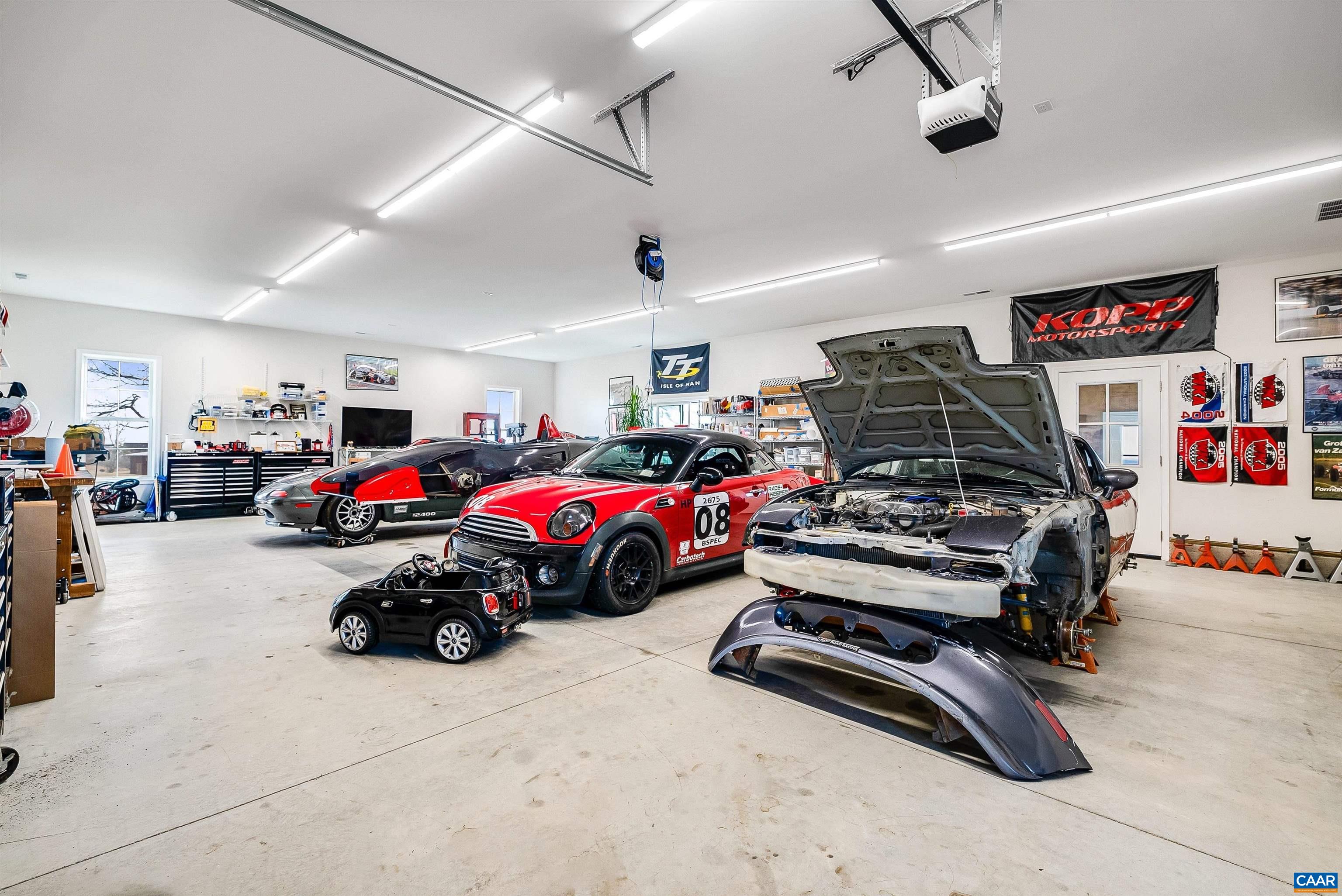 76 ELK MEADOW DR, AFTON, Virginia 22920, 4 Bedrooms Bedrooms, ,3 BathroomsBathrooms,Residential,76 ELK MEADOW DR,675575 MLS # 675575