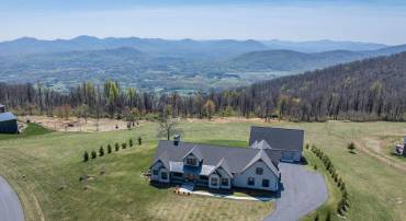 76 ELK MEADOW DR, AFTON, Virginia 22920, 4 Bedrooms Bedrooms, ,3 BathroomsBathrooms,Residential,76 ELK MEADOW DR,675575 MLS # 675575