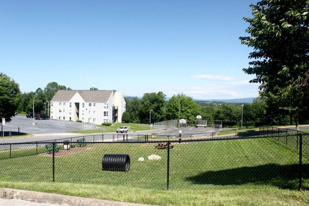 1336 HUNTERS RD, HARRISONBURG, Virginia 22801, 4 Bedrooms Bedrooms, ,2 BathroomsBathrooms,Residential,1336 HUNTERS RD,675576 MLS # 675576