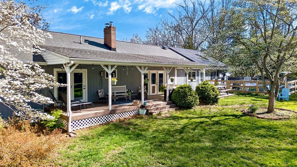 153 THOROFARE RD, CRIMORA, Virginia 24431, 3 Bedrooms Bedrooms, ,2 BathroomsBathrooms,Residential,153 THOROFARE RD,675579 MLS # 675579