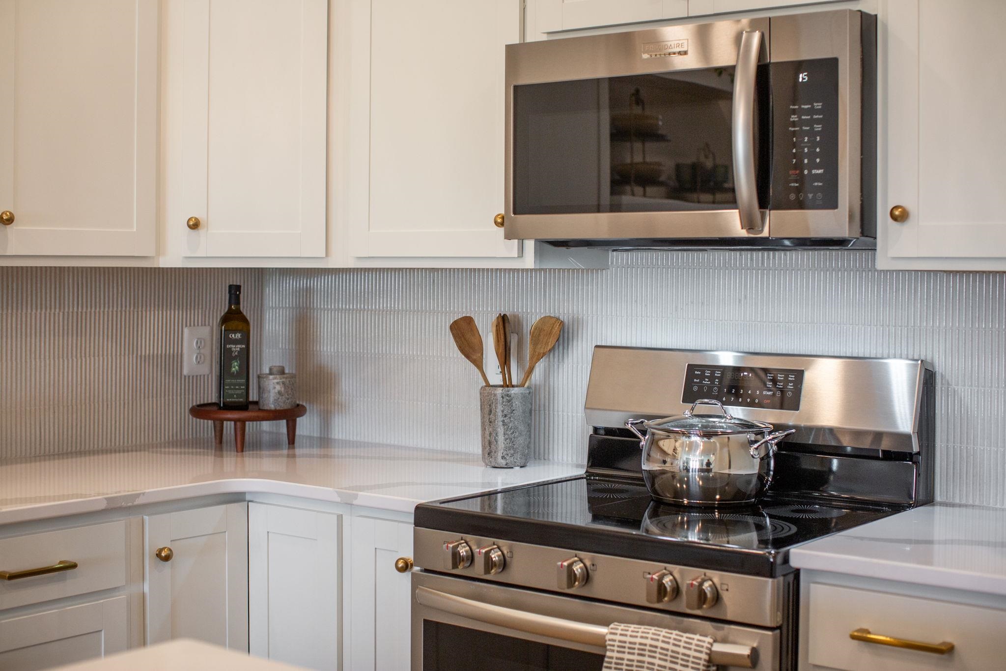 204 SCARLET MAPLE LN, BRIDGEWATER, Virginia 22812, 3 Bedrooms Bedrooms, ,2 BathroomsBathrooms,Residential,The Glen at Cooks Creek,204 SCARLET MAPLE LN,675580 MLS # 675580