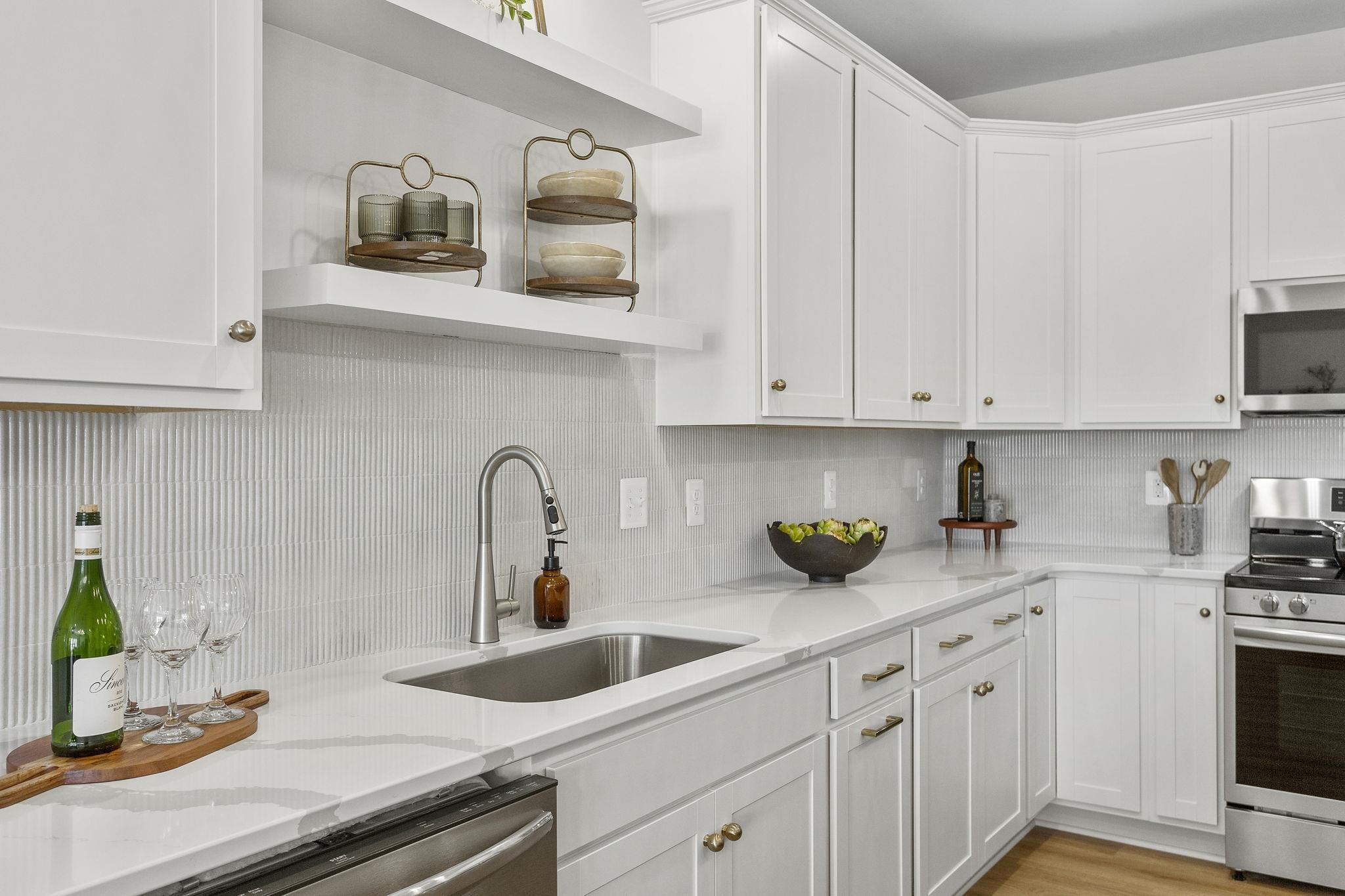 204 SCARLET MAPLE LN, BRIDGEWATER, Virginia 22812, 3 Bedrooms Bedrooms, ,2 BathroomsBathrooms,Residential,The Glen at Cooks Creek,204 SCARLET MAPLE LN,675580 MLS # 675580