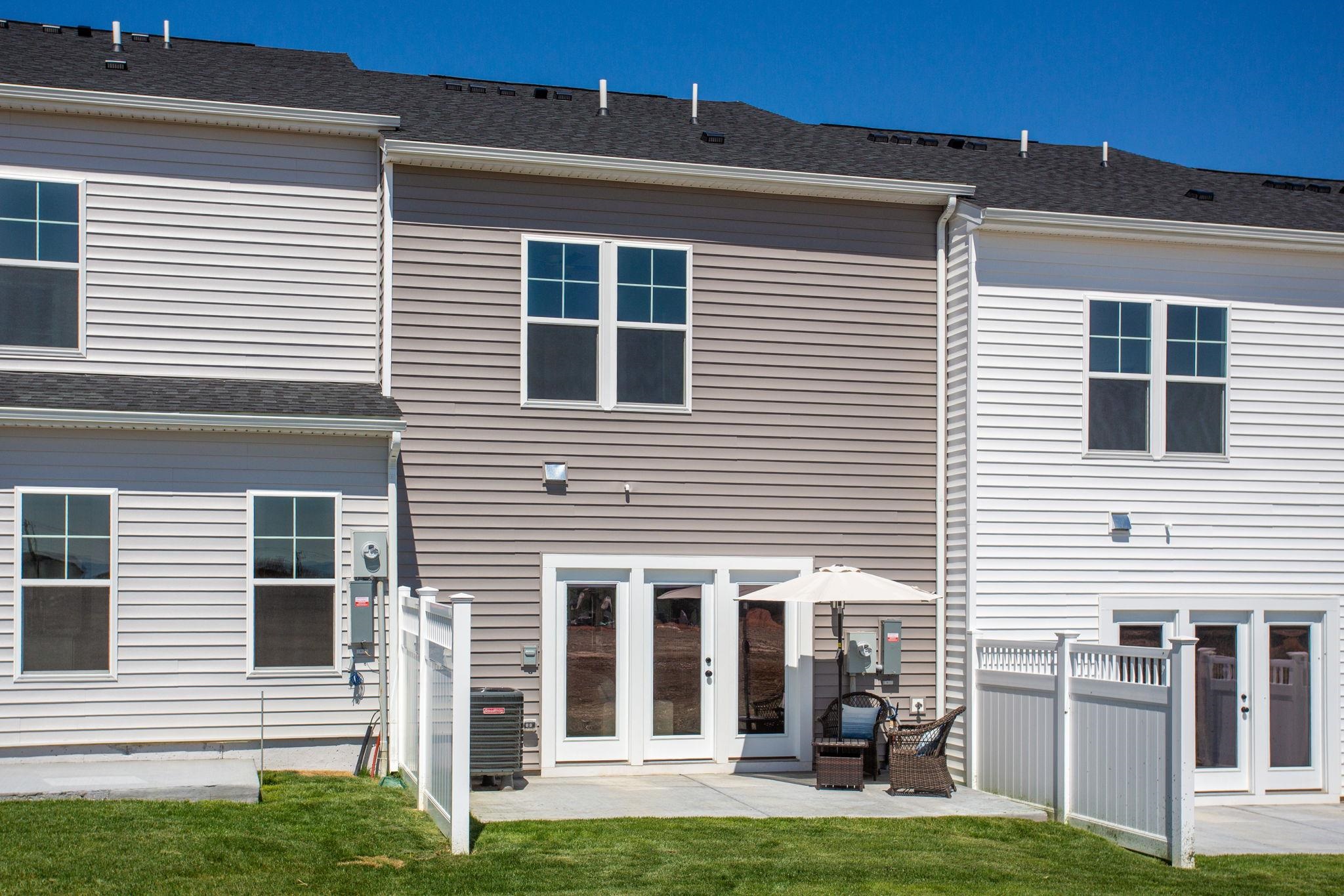 204 SCARLET MAPLE LN, BRIDGEWATER, Virginia 22812, 3 Bedrooms Bedrooms, ,2 BathroomsBathrooms,Residential,The Glen at Cooks Creek,204 SCARLET MAPLE LN,675580 MLS # 675580