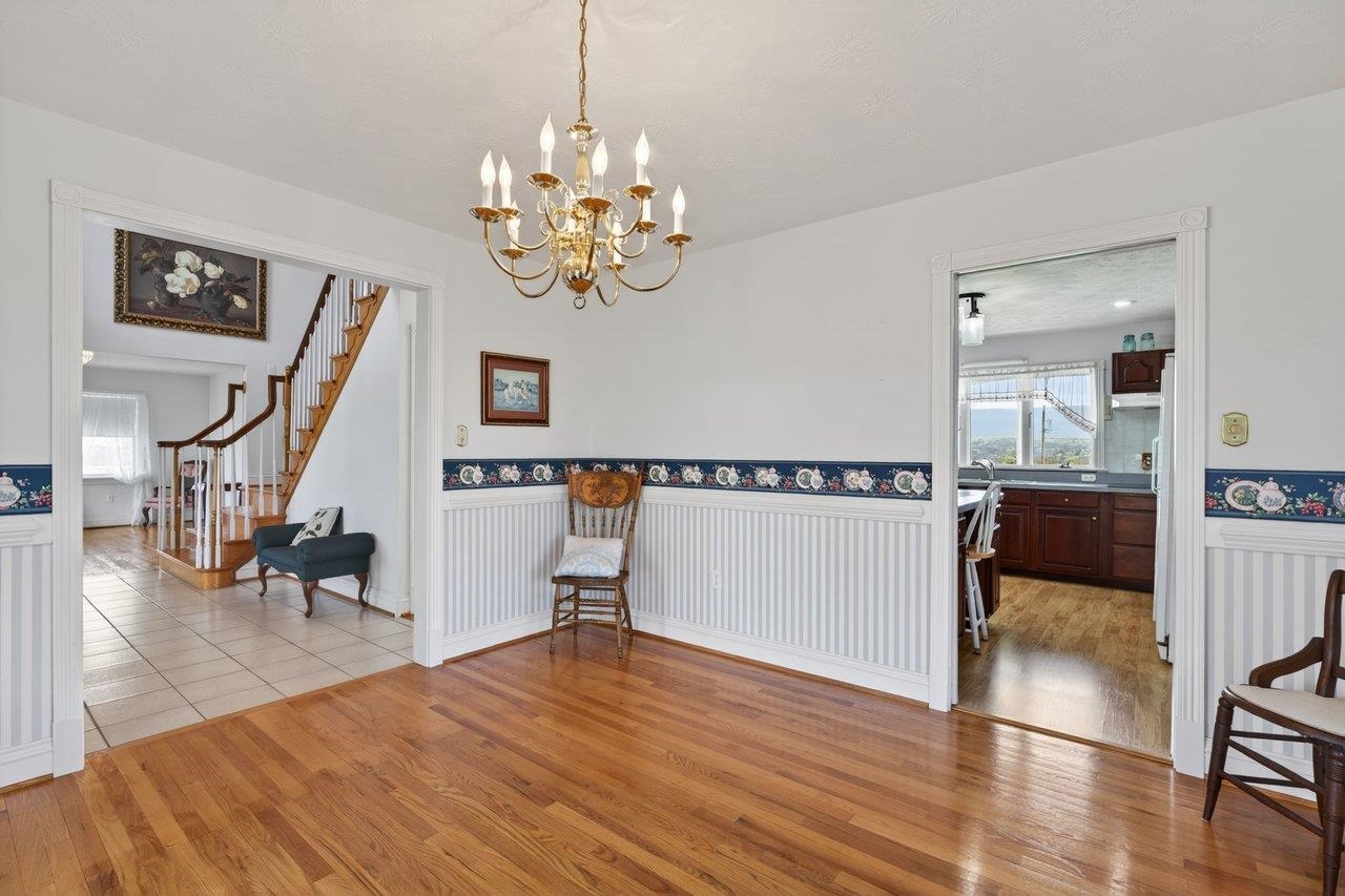 2395 NORTH EAST SIDE HWY, ELKTON, Virginia 22827, 4 Bedrooms Bedrooms, ,4 BathroomsBathrooms,Residential,2395 NORTH EAST SIDE HWY,675584 MLS # 675584