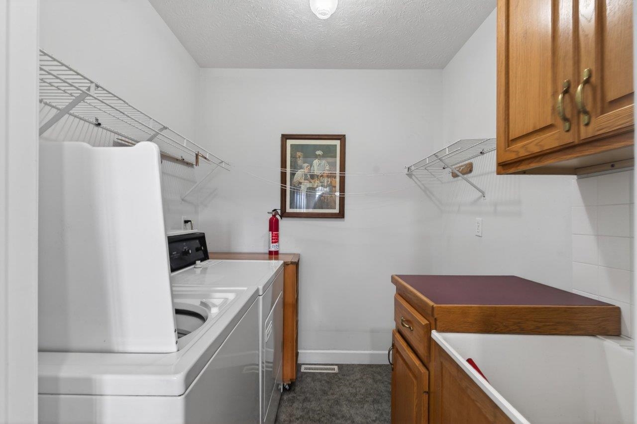 2395 NORTH EAST SIDE HWY, ELKTON, Virginia 22827, 4 Bedrooms Bedrooms, ,4 BathroomsBathrooms,Residential,2395 NORTH EAST SIDE HWY,675584 MLS # 675584