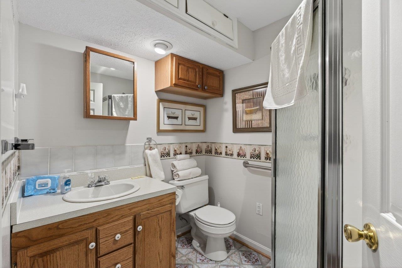 2395 NORTH EAST SIDE HWY, ELKTON, Virginia 22827, 4 Bedrooms Bedrooms, ,4 BathroomsBathrooms,Residential,2395 NORTH EAST SIDE HWY,675584 MLS # 675584