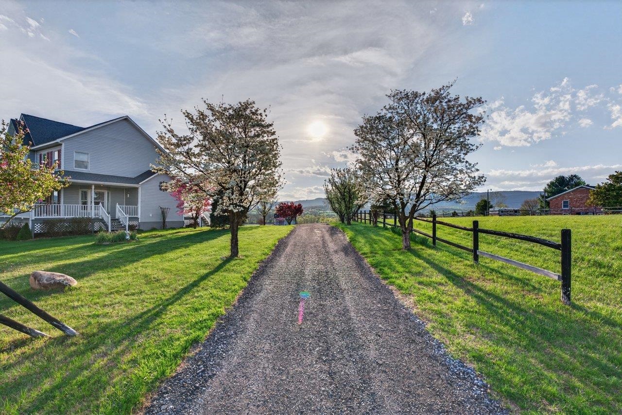 2395 NORTH EAST SIDE HWY, ELKTON, Virginia 22827, 4 Bedrooms Bedrooms, ,4 BathroomsBathrooms,Residential,2395 NORTH EAST SIDE HWY,675584 MLS # 675584