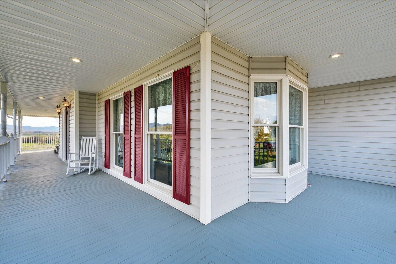 2395 NORTH EAST SIDE HWY, ELKTON, Virginia 22827, 4 Bedrooms Bedrooms, ,4 BathroomsBathrooms,Residential,2395 NORTH EAST SIDE HWY,675584 MLS # 675584