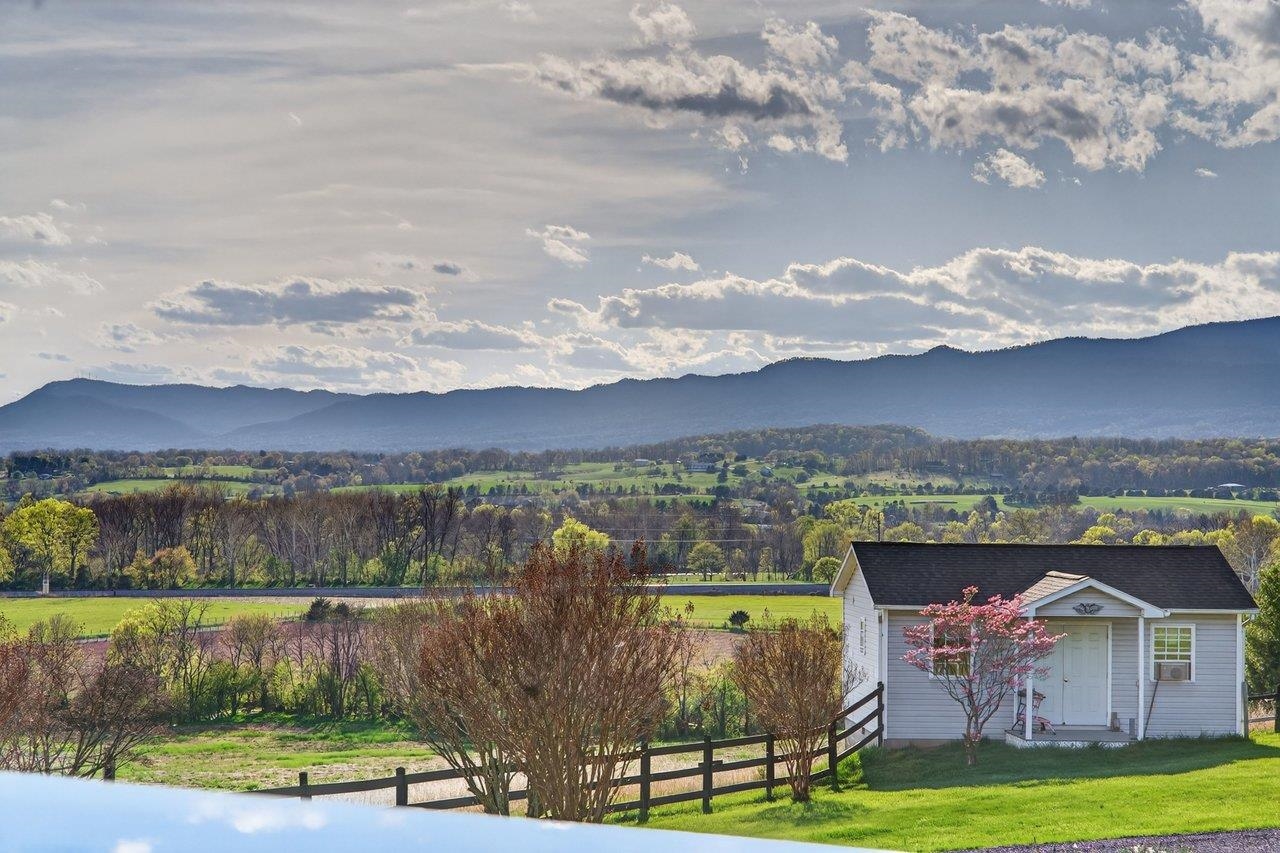 2395 NORTH EAST SIDE HWY, ELKTON, Virginia 22827, 4 Bedrooms Bedrooms, ,4 BathroomsBathrooms,Residential,2395 NORTH EAST SIDE HWY,675584 MLS # 675584