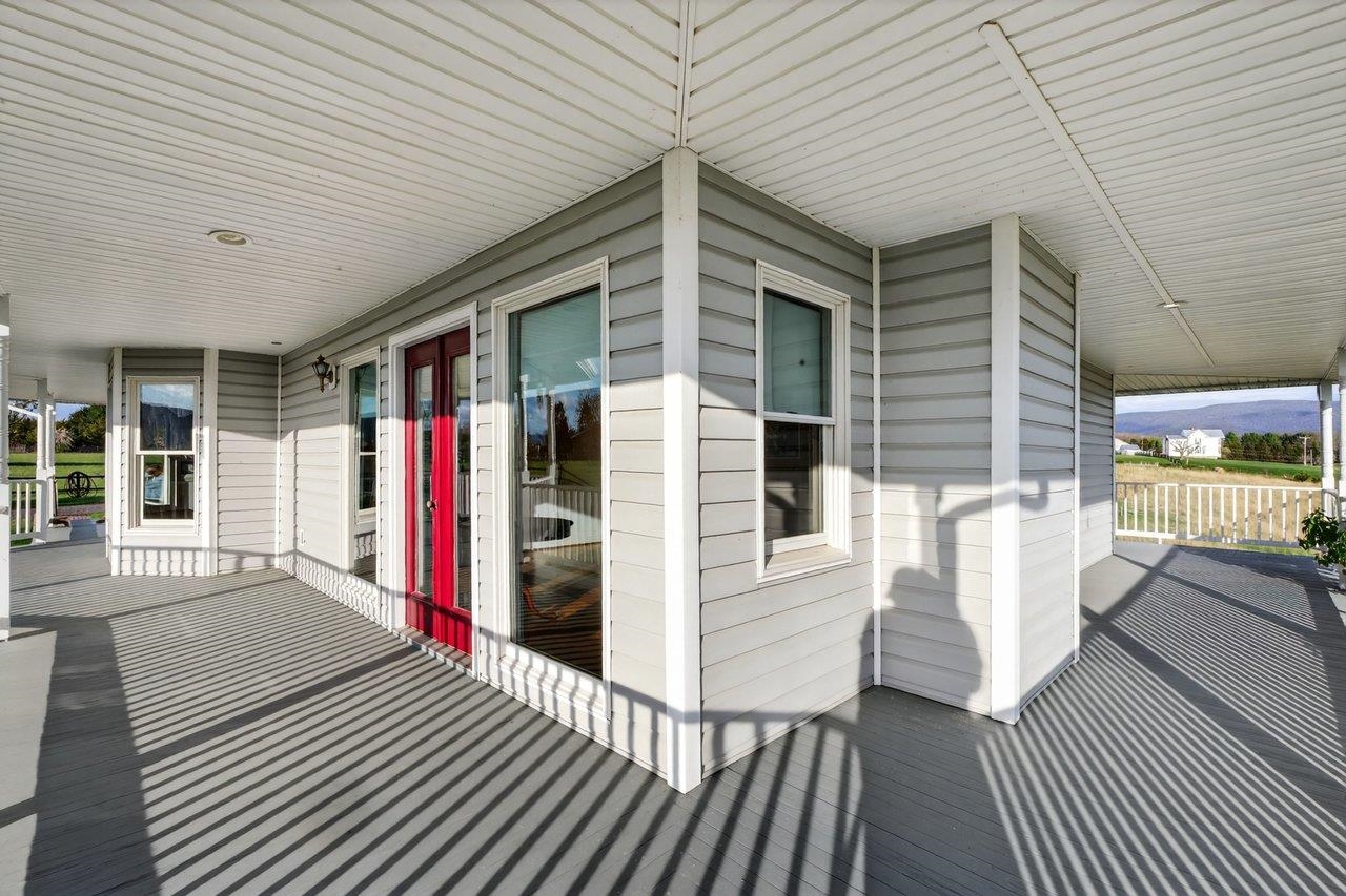 2395 NORTH EAST SIDE HWY, ELKTON, Virginia 22827, 4 Bedrooms Bedrooms, ,4 BathroomsBathrooms,Residential,2395 NORTH EAST SIDE HWY,675584 MLS # 675584