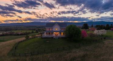 2395 NORTH EAST SIDE HWY, ELKTON, Virginia 22827, 4 Bedrooms Bedrooms, ,4 BathroomsBathrooms,Residential,2395 NORTH EAST SIDE HWY,675584 MLS # 675584