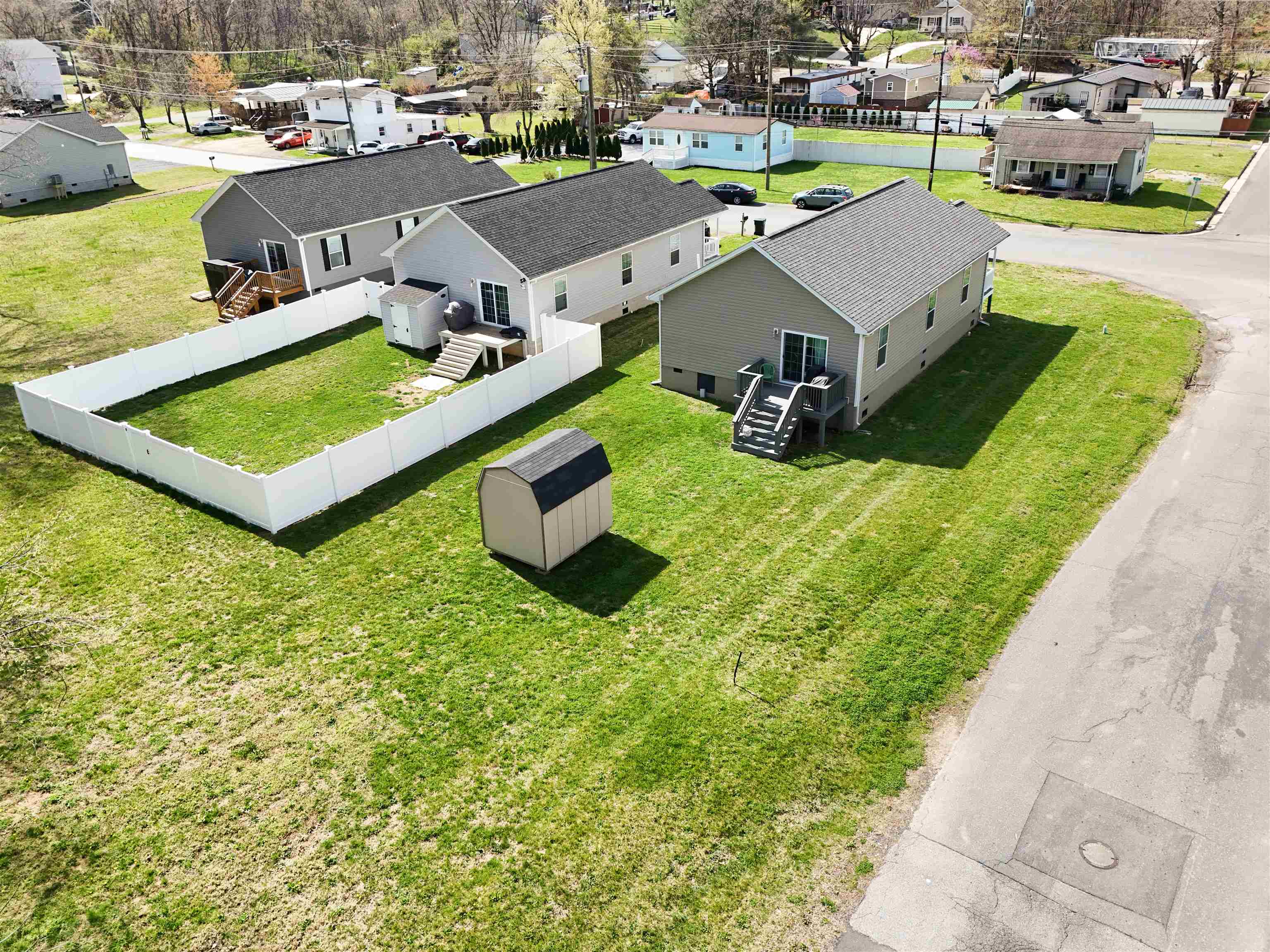 1601 A ST, WAYNESBORO, Virginia 22980, 3 Bedrooms Bedrooms, ,2 BathroomsBathrooms,Residential,1601 A ST,675589 MLS # 675589