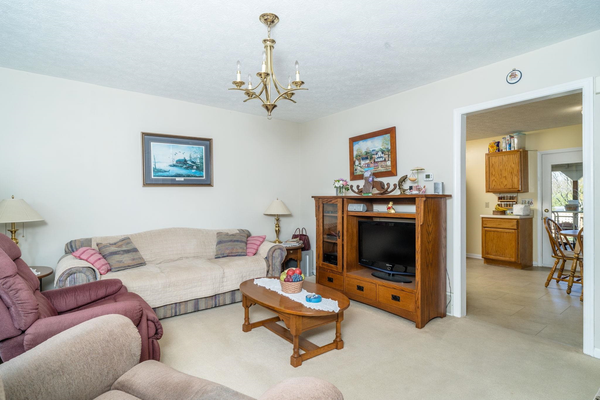 1075 CHESTNUT RIDGE RD, STAUNTON, Virginia 24401, 3 Bedrooms Bedrooms, ,2 BathroomsBathrooms,Residential,1075 CHESTNUT RIDGE RD,675592 MLS # 675592