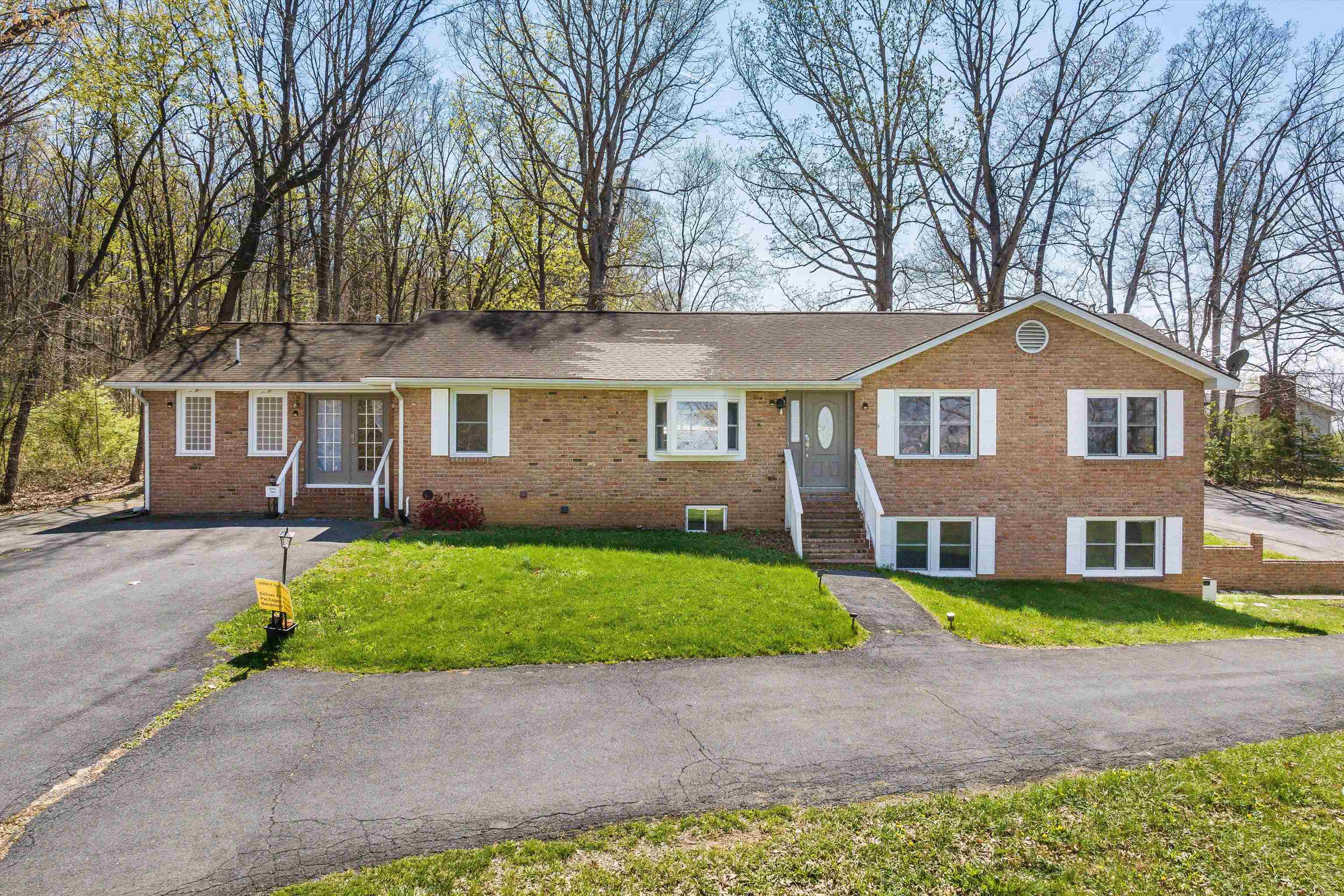 16998 E SUMMIT AVE, ELKTON, Virginia 22827, 5 Bedrooms Bedrooms, ,5 BathroomsBathrooms,Residential,16998 E SUMMIT AVE,675596 MLS # 675596