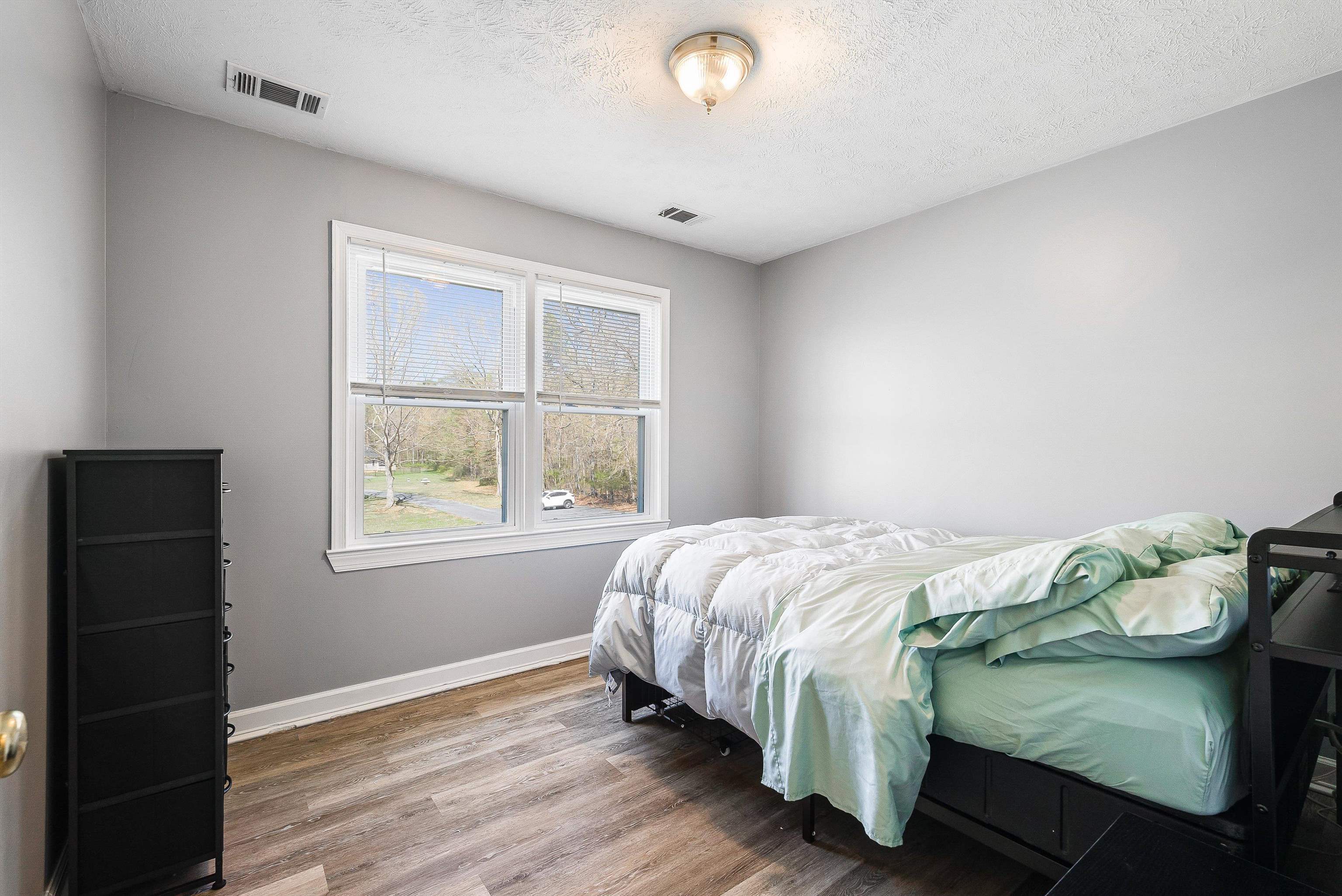 16998 E SUMMIT AVE, ELKTON, Virginia 22827, 5 Bedrooms Bedrooms, ,5 BathroomsBathrooms,Residential,16998 E SUMMIT AVE,675596 MLS # 675596