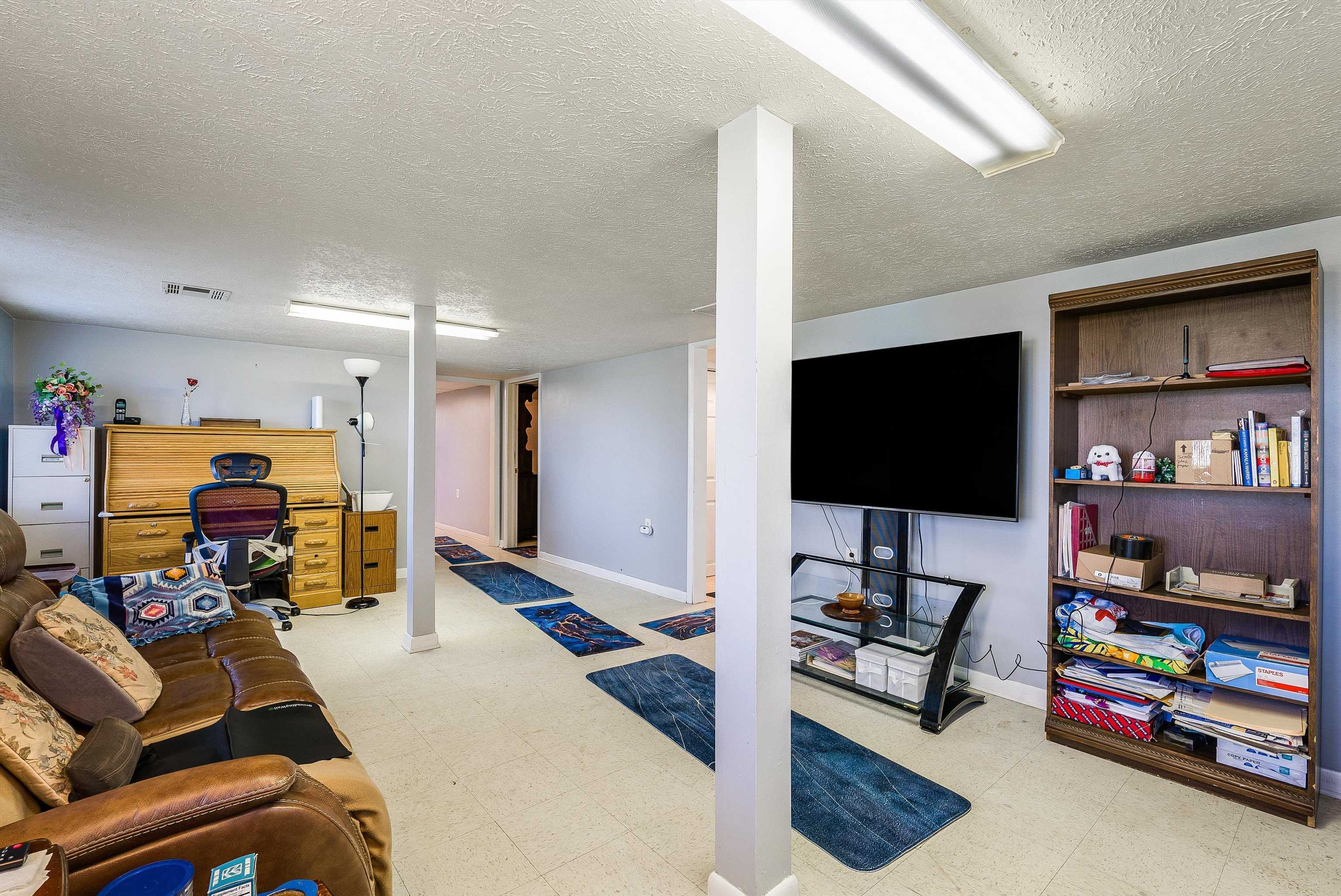 16998 E SUMMIT AVE, ELKTON, Virginia 22827, 5 Bedrooms Bedrooms, ,5 BathroomsBathrooms,Residential,16998 E SUMMIT AVE,675596 MLS # 675596