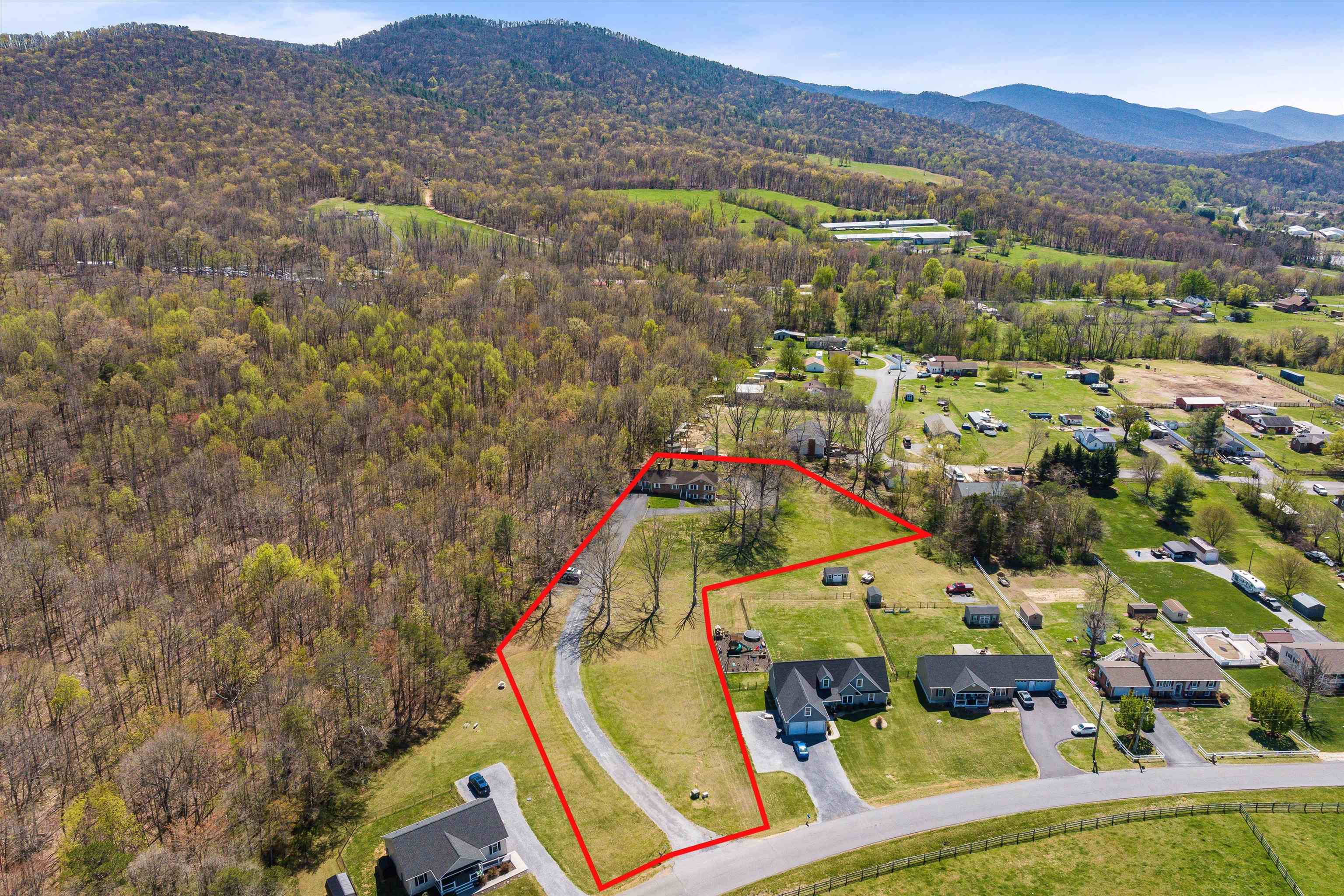 16998 E SUMMIT AVE, ELKTON, Virginia 22827, 5 Bedrooms Bedrooms, ,5 BathroomsBathrooms,Residential,16998 E SUMMIT AVE,675596 MLS # 675596