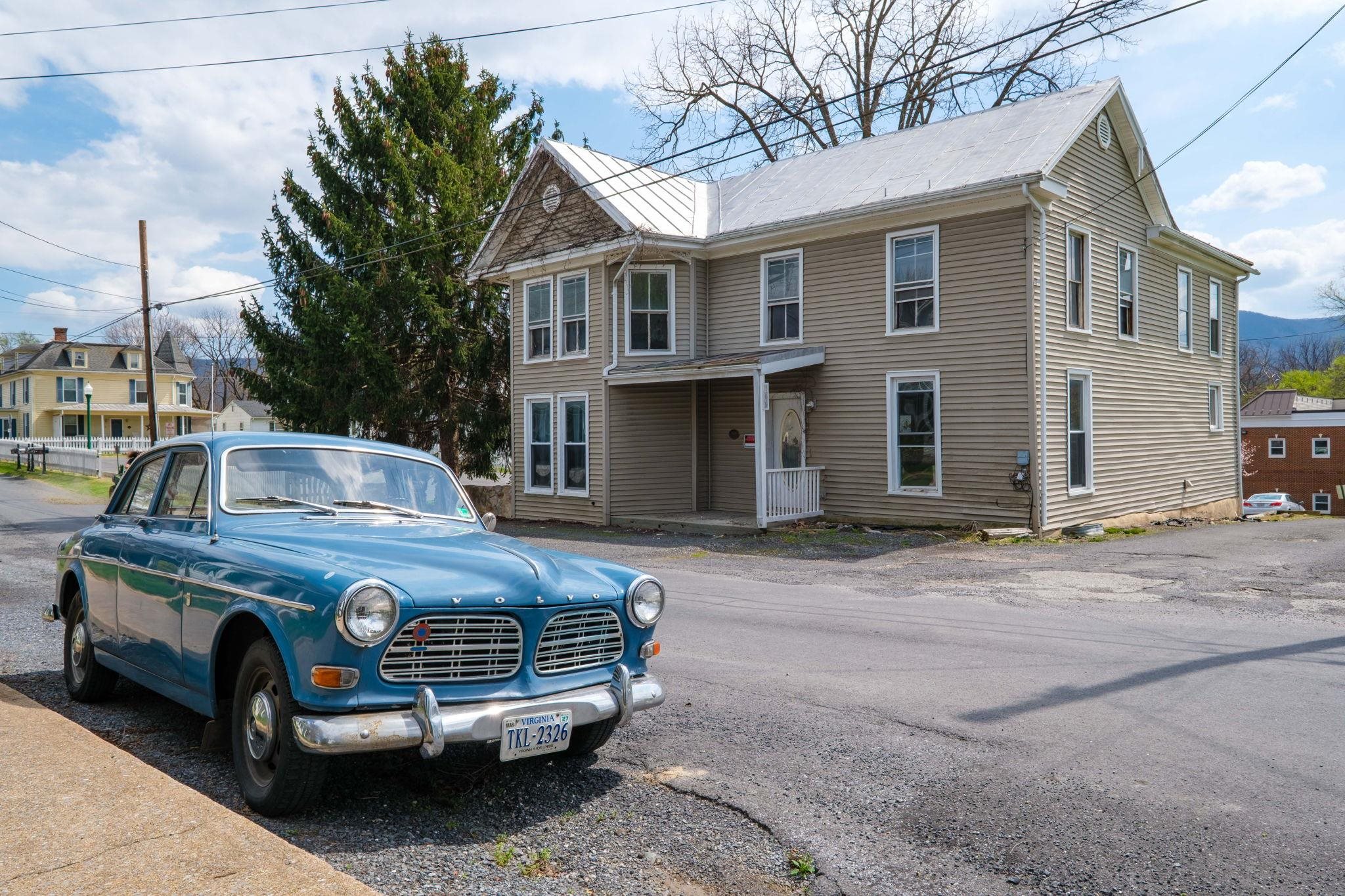 105 S HIGH ST, EDINBURG, Virginia 22842, 3 Bedrooms Bedrooms, ,1 BathroomBathrooms,Residential,105 S HIGH ST,675598 MLS # 675598