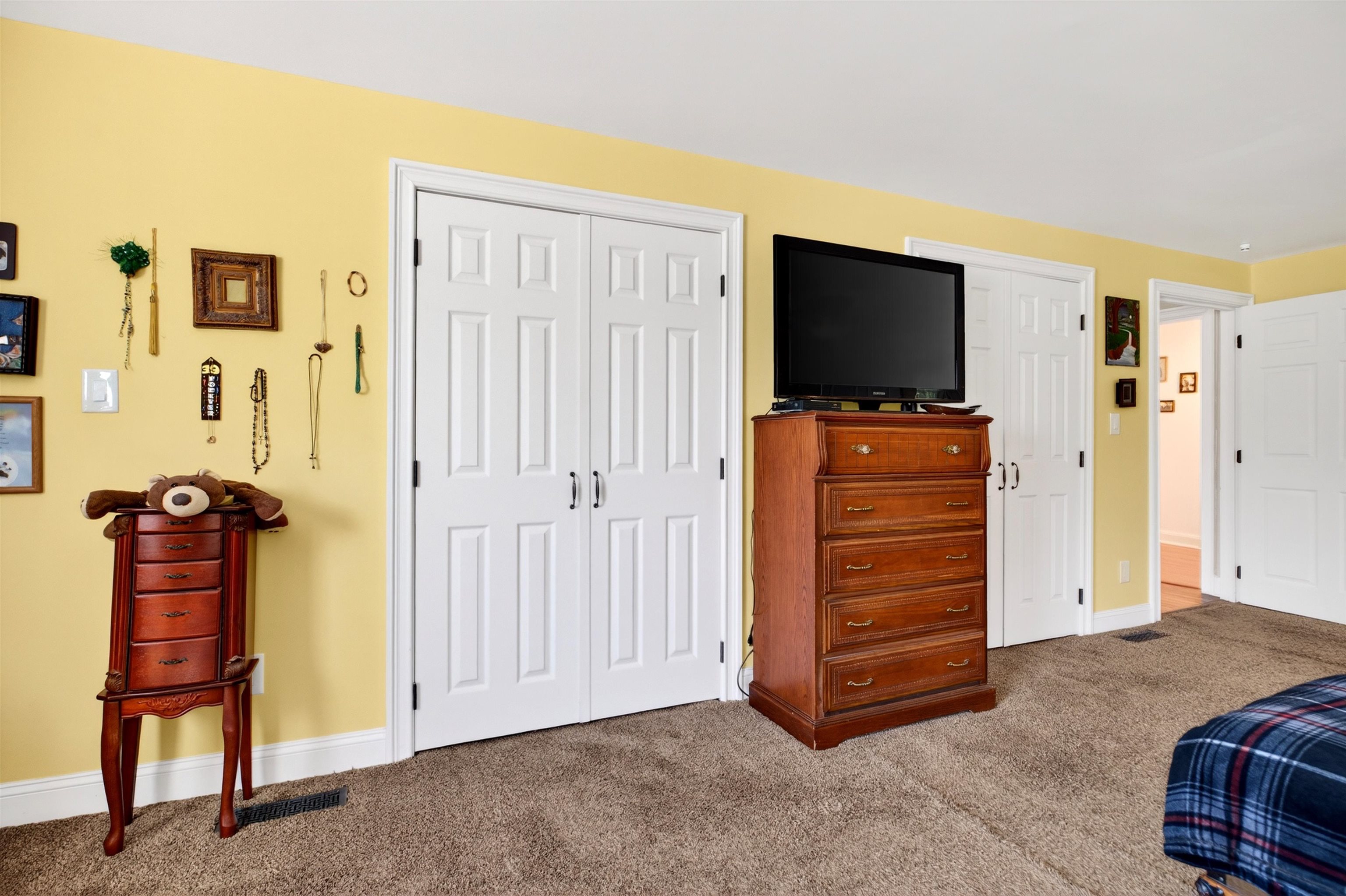 22 OAK RIDGE LN, STAUNTON, Virginia 24401, 2 Bedrooms Bedrooms, ,2 BathroomsBathrooms,Residential,22 OAK RIDGE LN,675602 MLS # 675602